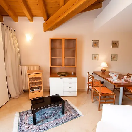 Apartamento Feeling House Salò
