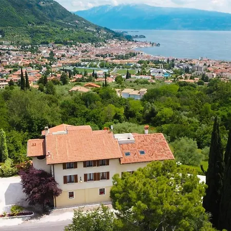 Feeling House 아파트